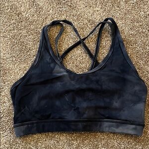 Black Tie-Dye Crisscross Sports Bra